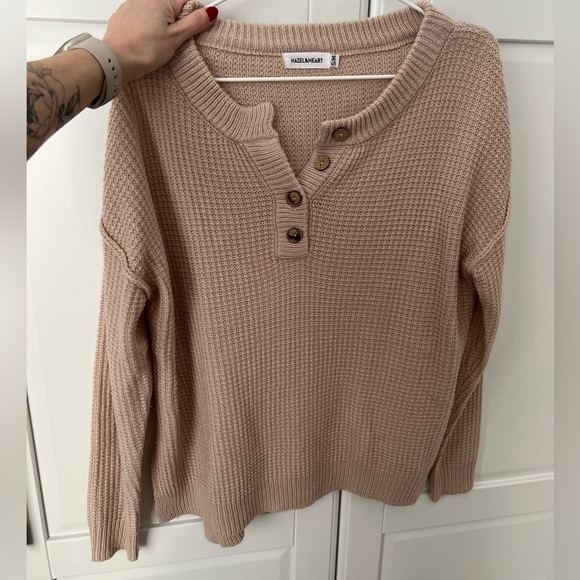 Small/Medium sweater - Picture 1 of 2